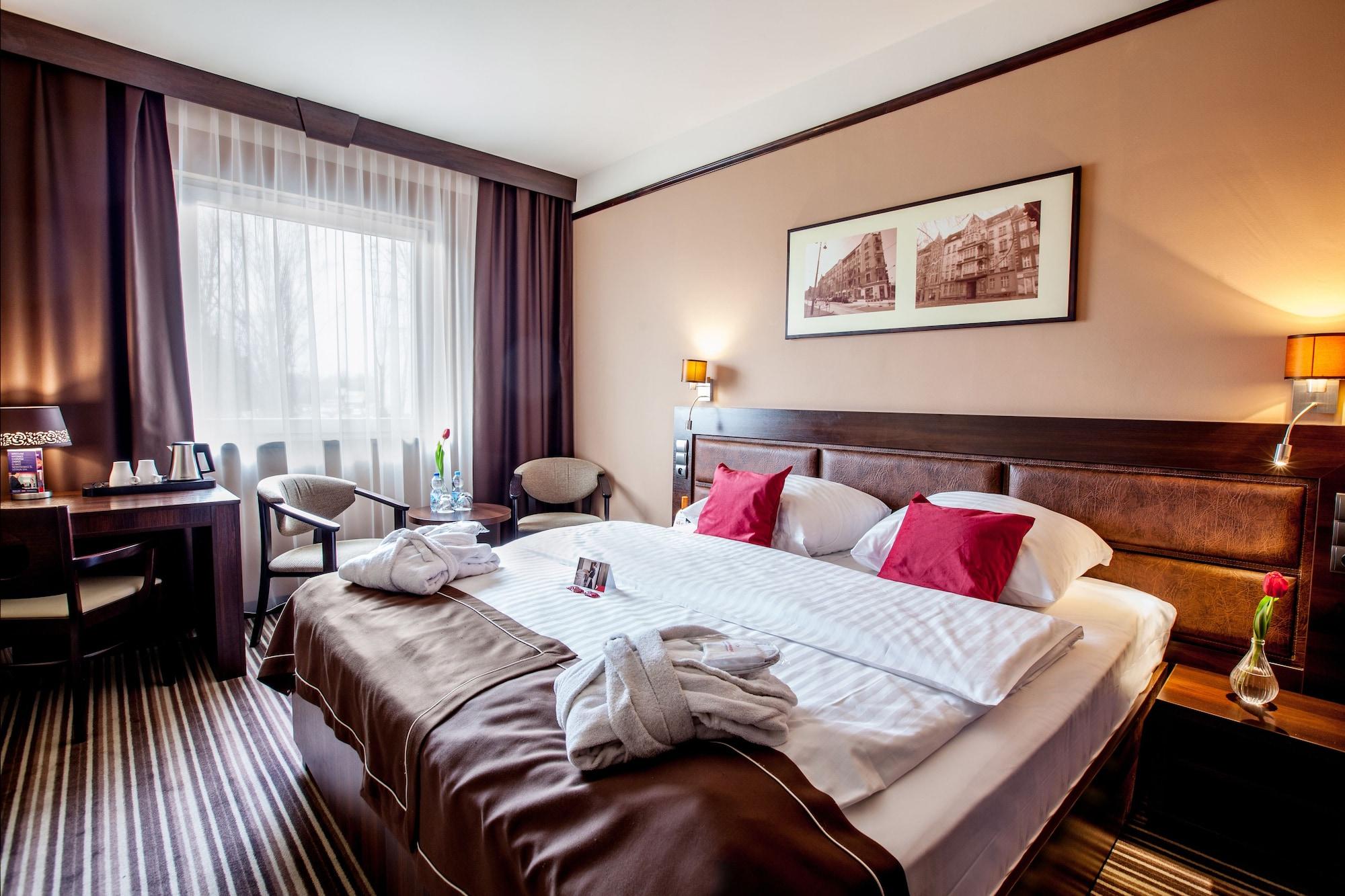 Park Diament 4*
